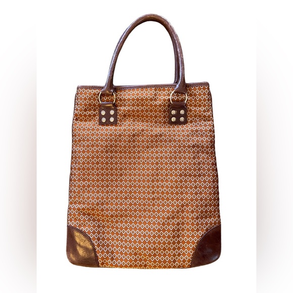 Cynthia rowley red print with red leather trim bag - Picture 2 of 4